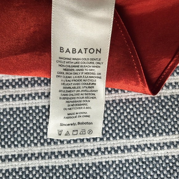 Aritzia/Babaton burnt orange midi skirt - Picture 3 of 4